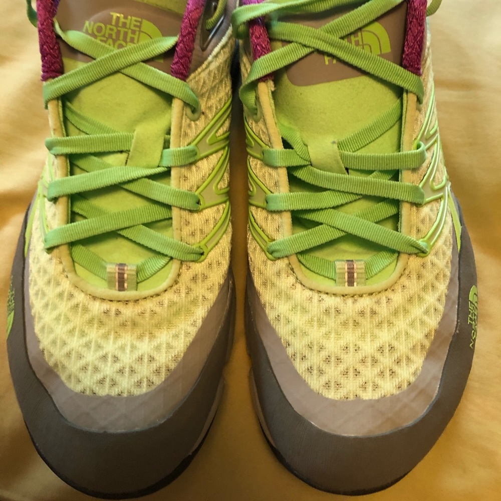 Sneakers, North Face, Light Green & Dark Pink, Size 7